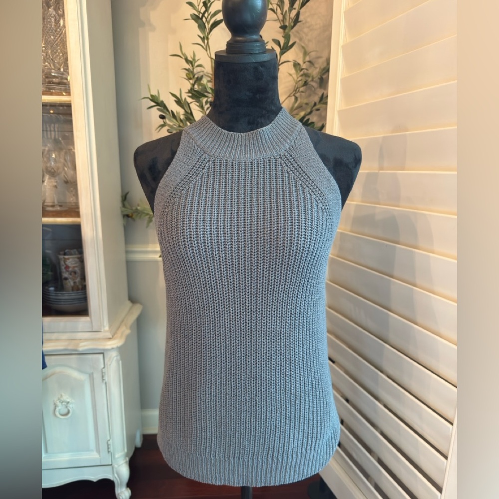 Gray Knit Sleeveless Top
